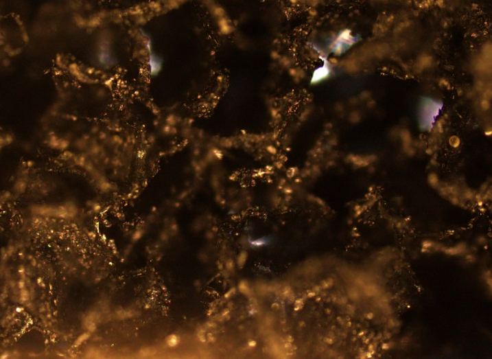 Graphene based pressure sensor